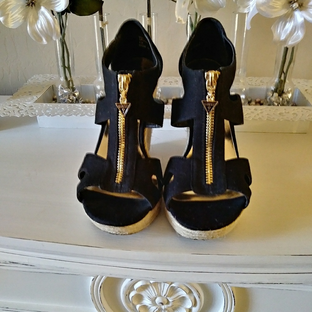 Guess Platform Shoez